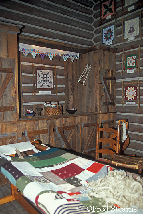 Fort Boonesborough - Cabin Interior - Quilt Maker